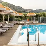 Olympia Zervea With Pool - Apartamento *