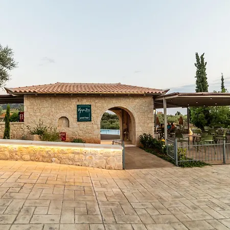 Olympia Zervea With Pool - Apartment *