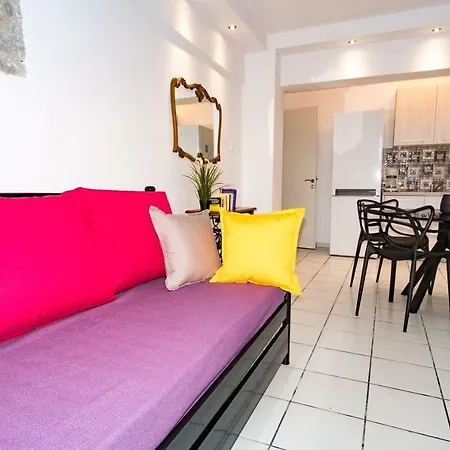 公寓 Olympia Zervea With Pool - 卡德哈米利