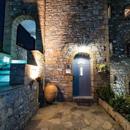 Olympia Zervea With Pool - Kardamyli