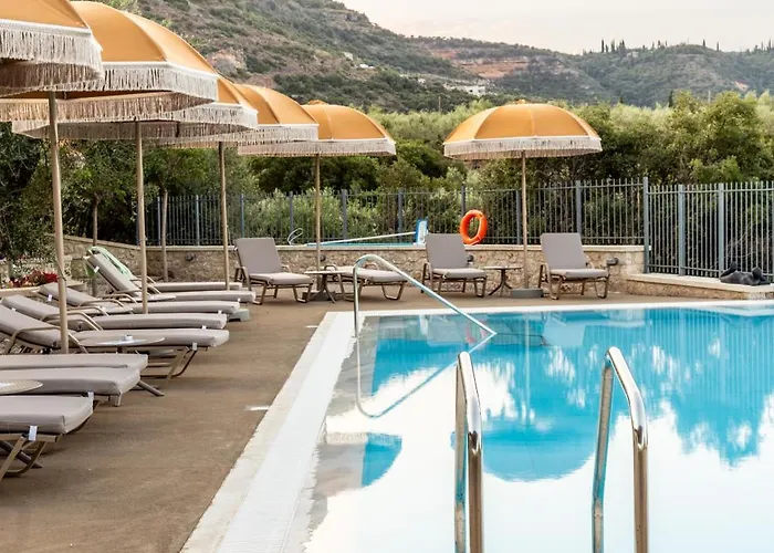 Olympia Zervea With Pool - Apartamento *