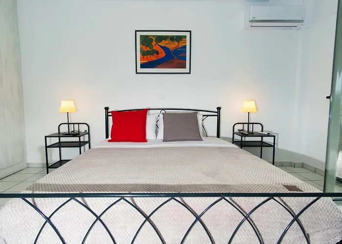 Olympia Zervea With Pool -